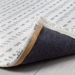 Pattern Stripe Area Rug - Hearth & Hand™ With Magnolia 6 Pattern Stripe Area Rug - Hearth & Hand™ With Magnolia -Hearth & Hand With Magnolia GUEST db88f84e deb6 4adc a022 ca0fe41b72bc